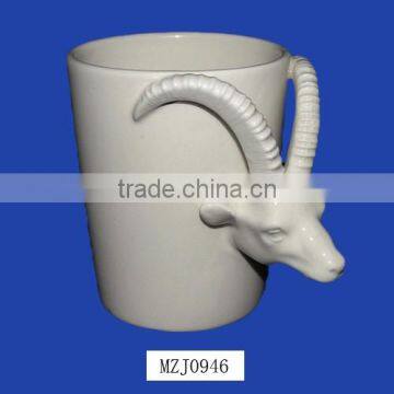 Novelty White Ceramic Goat Shaped Handle Wholesale Gift Glass