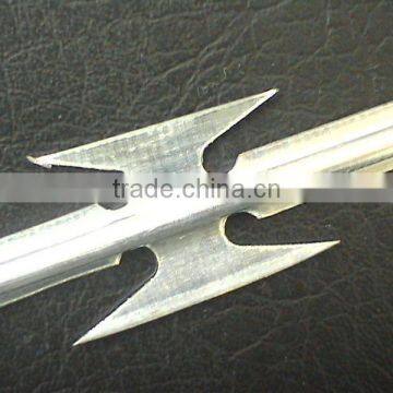 High Quality and Low Price Special Designed Concertina Type 7.5-15cmRazor Barbed Wire Coil(Joint Venturer)