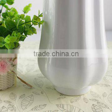 OEM Factory White Grace Horned Ceramic Vases photo-4