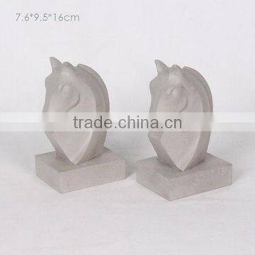 Eco-friendly Horse Head Marble Like Concrete Store Jewelry Display Pendant Rack Holder for Shopping Mall photo-2