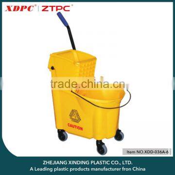 35 Qt Plastic mop bucket combine with wringer