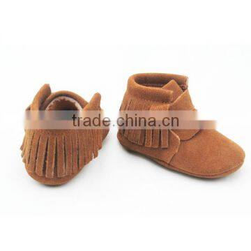 Wholesale China Leather Shoe Baby Tassel Heels Boots photo-3