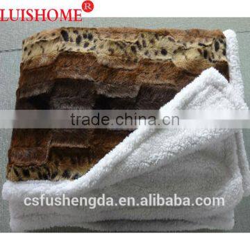 100 Polyester Solid Fleece Plush Throw Blanket Red wholesale China factory