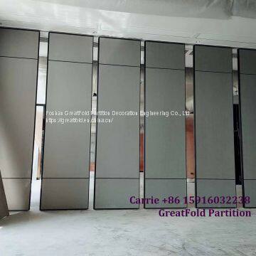 Movable partition wall with door synagogue hotel garden