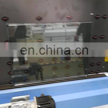 Automatic sealing robot for double glazing glass making machine