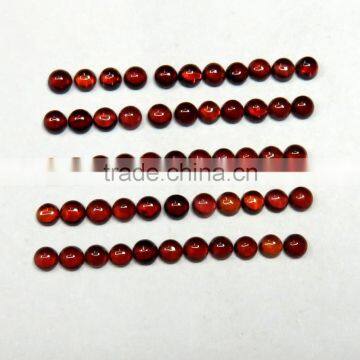 Mozambique Red Garnet 3x3 mm Round Cabochon