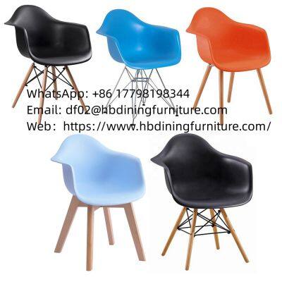 Plastic dining chair