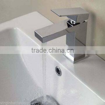 Single Lever Chrome Side Action Mono Basin Mixer Tap Waterfall Basin Bathroom Faucet NO.B002
