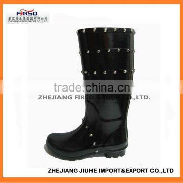 2014 last black rubber rain boots for women with fashional design