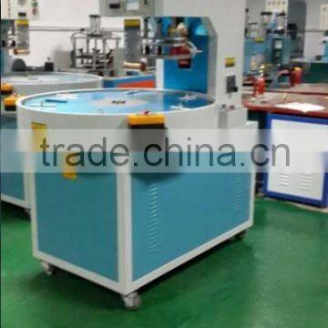 Automatic rotation type high-frequency fusing machine