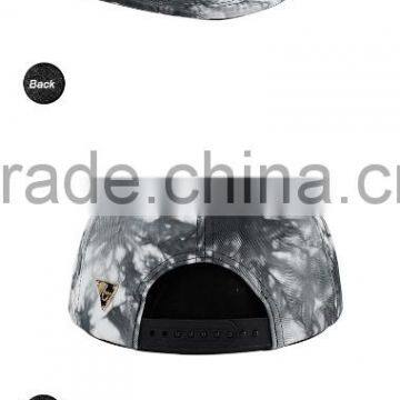 Fashion Metal Plate Tie Dyed Snapback Cap photo-3