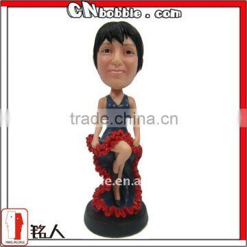 7" customized unique polyresin dancer bobble head