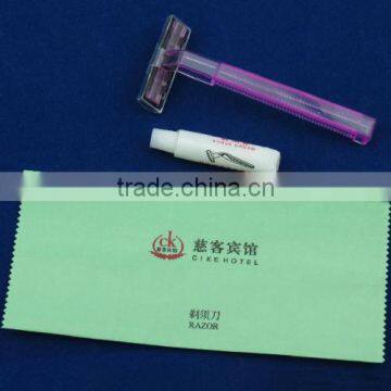 Best selling top grade transparent hotel razors with cream