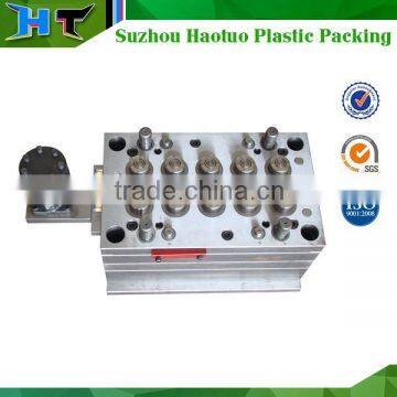 Injection screw bottle cap mould