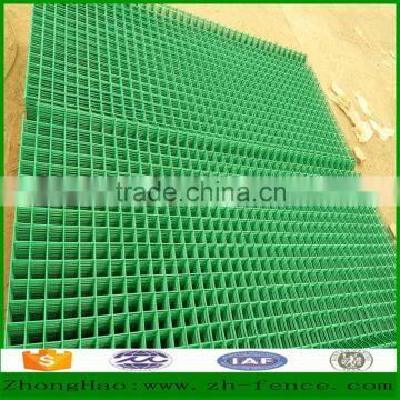 Factory Direct Sale Powder Coated Triangle Bending Fence / Peach Shape Post Fence photo-6