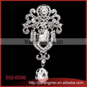 Wholesale Fashon Ladies Crystals Brooch Flower Corsage Pins