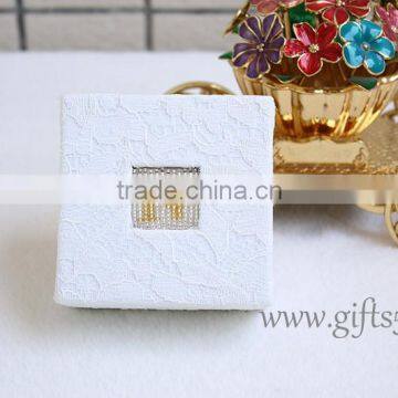 Luxury fancy unique white wedding rings jewellery box with beaded name plate of N