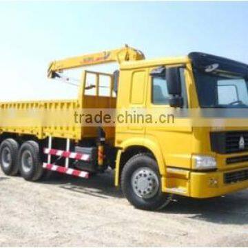 SINOTRUK HOWO 4X2 3 TON TRUCK CRANE FOR SALE photo-3