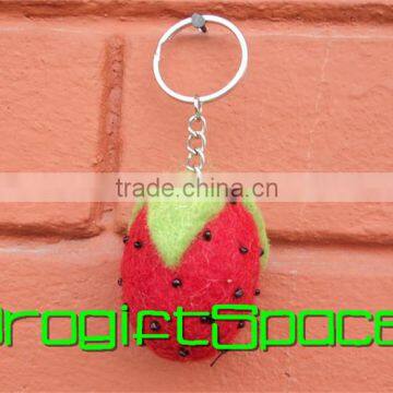 2017 Strawberry Felt Keychain Made in China photo-1