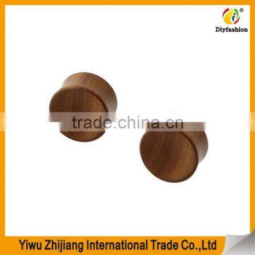Concave Red Saba Wood Ear Plugs photo-3