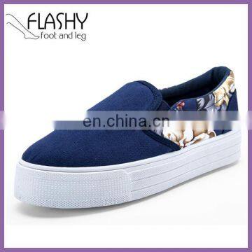 Wholesale leisure shoes canvas high heel sneakers