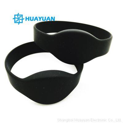 Customized Color Passive NFC Bracelet RFID Silicone Wristband for GYM Fitness Center