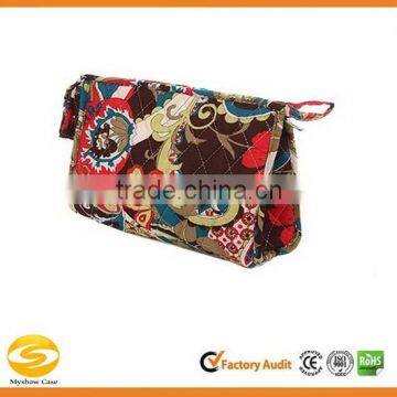 printed flower canvas personalized makeup case for ladies,popular design empty makeup case bag,high quaity cosmetic makeup bag