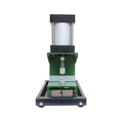 Pneumatic Eyelet Punching Machine for PVC Tarpaulin and Flex Banner Made in China