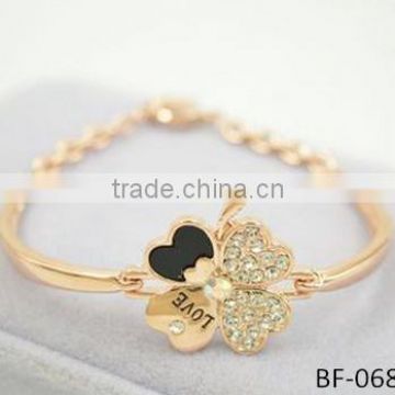 2015 wholesale cheapest gold plated artificial flower bracelet fashion women jewelry                        
                                                Quality Choice