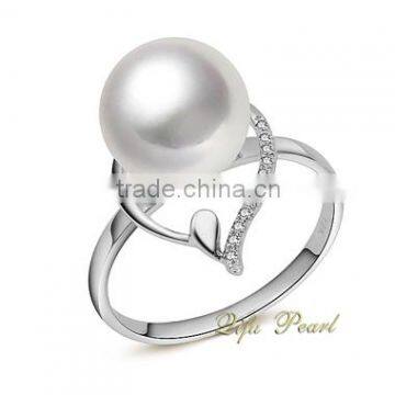 Wholesale Fashion 925 Sterling Silver Freshwater Pearl Ring for Women New Design Pearl Finger Ring