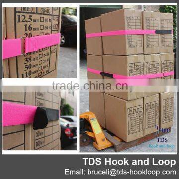 heavy duty hook and loop adjustable pallet strap