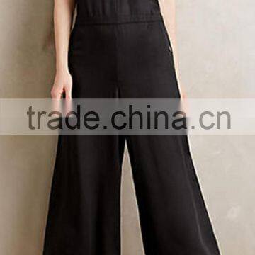 2016 Deep v Neck Sleeveless Design Black Fashion Jumpsuit photo-2