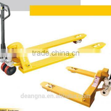 Hand forklift pallet truck super long and super width