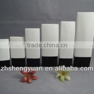 Foundation plastic lotion bottle