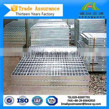 Diamond Pattern Top Water Pit Grates