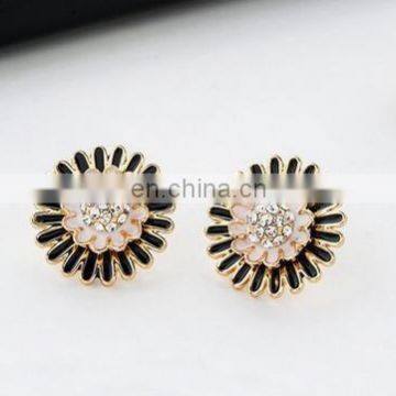 2016 New Fashion Sparkling Earrings Sunflowers Zircon Imitation Jewelry Accessories Girls Wedding Gift photo-2