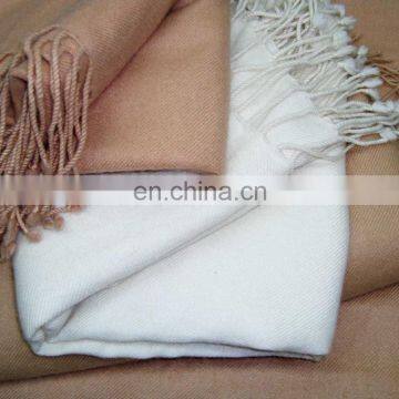 Pure Cashmere Blankets / Throws in Solid Colours... photo-2