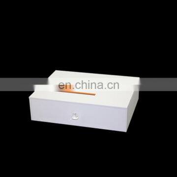 Multi-Style Hotel Suppliers Acrylic Tissue Box For Hotel Room photo-2