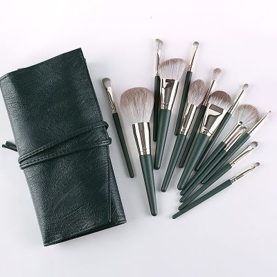 Makeup brush