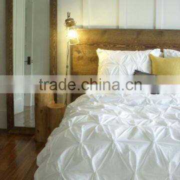  china luxury wholesale ruffle quilt bedding set
