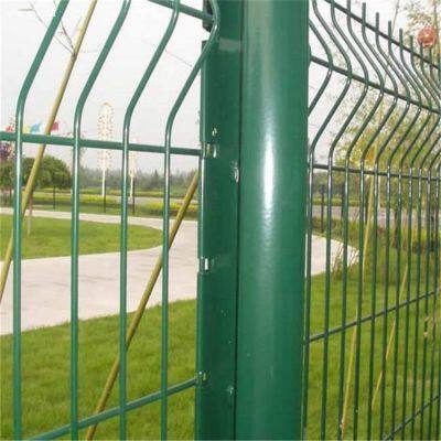 Hot Selling Galvanized Decorative Garden 3D Curved Welded Wire Mesh Fence Iron Peach Post Fence