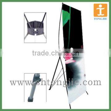 Horizontal banner size freestanding portable x stand banner