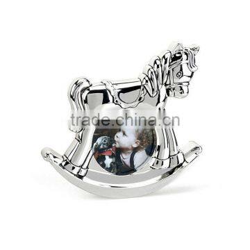 Dia 5.5cm rocking horse photo frame