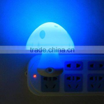 Full Stock Battery Powered ABS Plastic Mushroom Led Sensor Night Light photo-5