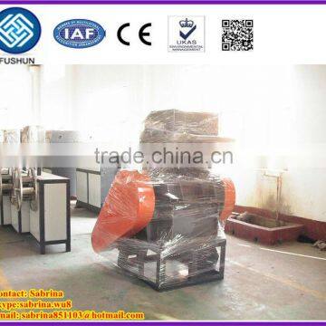 Powerful Plastic Crusher/Shredder/Crushing Machine Price