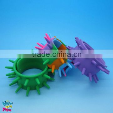 Newest Promotional Silicone Rubber Slap SPIKY Silicone Band