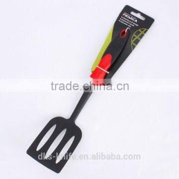 TSY001-SLT New Packing Black Nylon Slotted Turner with Black PP and Red TPR handle Nylon Kitchen Tools