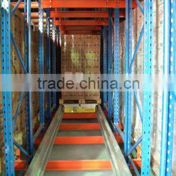 Radio shuttle racking