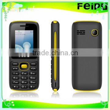 1.77 inch very low price cheap feature mobile phone GSM 800/850/1800/1900 mhz