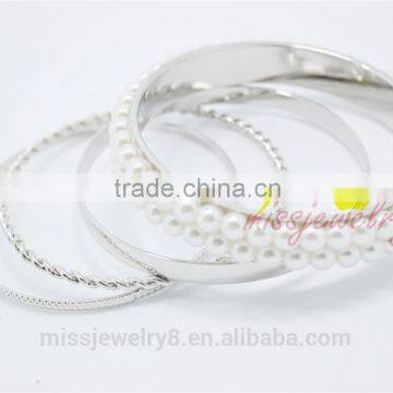 Latest Silver Bangles Sets Multilayer Bracelet Sets(4pcs) White Pearl Elegant Bangles Women Partywear For 2016New Intrend style